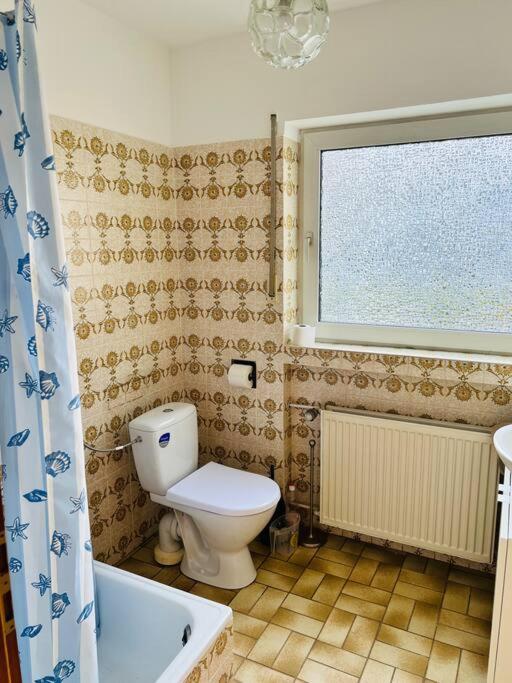 Ferienwohnung In Rheinnaehe Rheinbreitbach Exterior foto